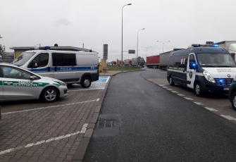A2 – skontrolowano 400 pojazdów - wspólna akcja Policji, ITD, Straży Granicznej, KAS, Sanepidu i IOŚ 7