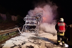Niemcy – ciężarówka z Polski spłonęła doszczętnie na A7 3