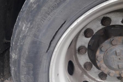 WITD – transport materiałów żrących bez zabezpieczenia i z pękniętą oponą 3