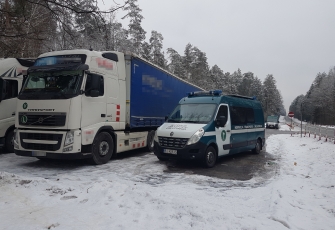 WITD – woreczki z marihuaną w kabinie litewskiej ciężarówki – kierowcy grożą 3 lata więzienia 1