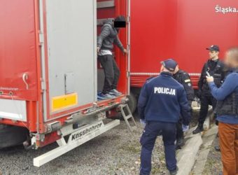 Imigranci w naczepie gliwice