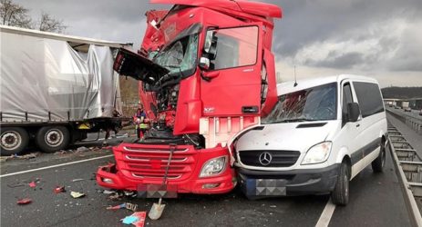A1 Polski kierowca wypadek Cieżarówka