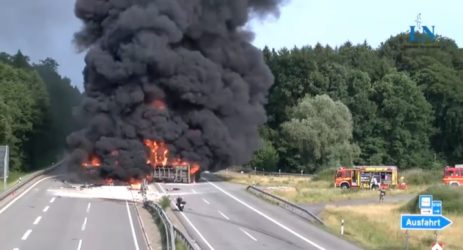 Polska ciężarówka stanęła w ogniu na A24 w Niemczech