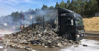 A2 Niemcy - spłonęła polska ciężarówka z wytłaczankami