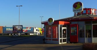 Niemcy - horendalne ceny produktów na sklepach parkingowych