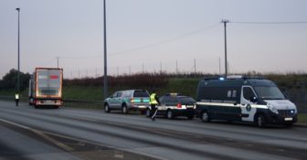 A2 – skontrolowano 400 pojazdów - wspólna akcja Policji, ITD, Straży Granicznej, KAS, Sanepidu i IOŚ