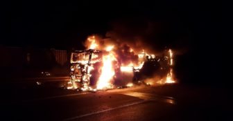 Niemcy – ciężarówka z Polski spłonęła doszczętnie na A7