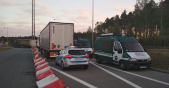 WITD – kierowca na „podwójnym gazie”, wyłącznik tachografu i cudze karty f