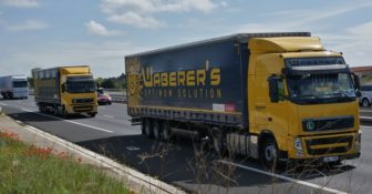 Waberer’s nadal na dużej stracie – rozpoczęto restrukturyzację – sprzedano 241 ciężarówek, a to dopiero początek