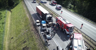 Polska – karambol na A6 – kierowca ciężarówki jechał najprawdopodobniej na zakazie